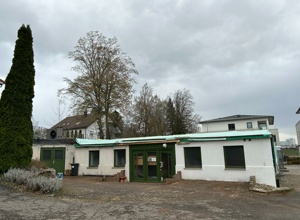 Mobiliar und Materialien für den Innenausbau unseres Vereinsheims