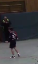 Sicherheitsbanden zum Schutz der SVA-Handballer