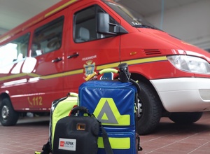 Hilf uns Leben zu retten - Defibrillator für First Responder