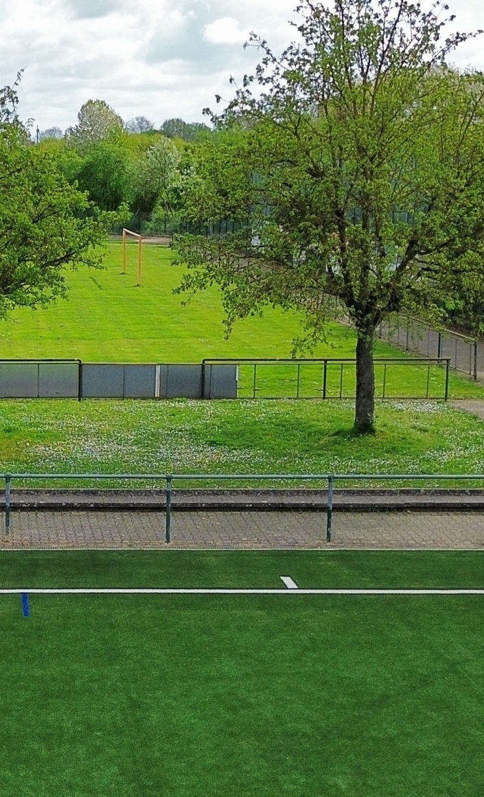Burgschänke als 12. Mann am Kunstrasen des FVN