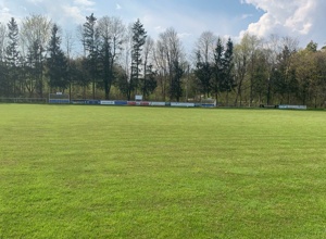 Flutlichtanlage für die Jugendsportanlage