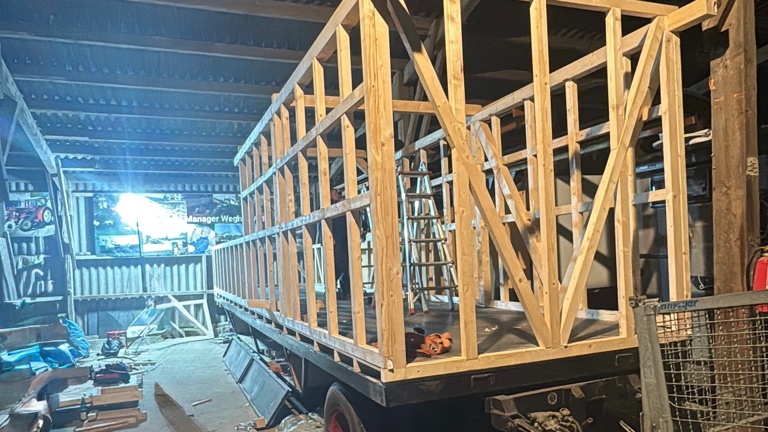 Karnevalswagen Bau - Aggertaler e.V.