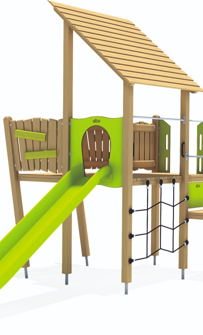 Neuer Spielturm am Sportplatz in Hausen