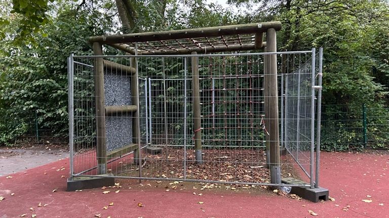 Neue Spielmöglichkeiten für den Schulhof der Grundschule Hottenstein