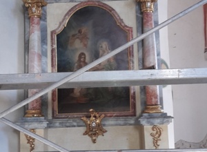 Restaurierung des Altars der Kirche in Wald