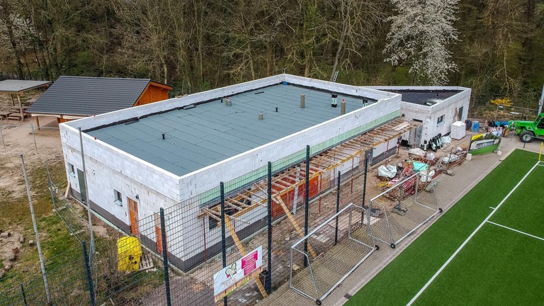 Solaranlage Waldstadion Glessen