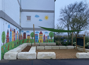 Neugestaltung Schulhof Marxheim: mehr Grün, mehr Lernen