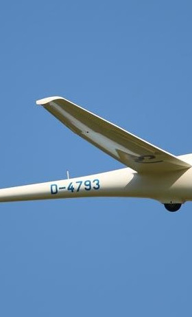 Neulackierung Schulungsflugzeug ASK23