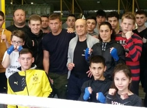 Vorbereitung der Sportler im Trainingslager