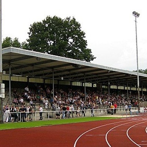 Flutlichtinstandsetzung im Stadion Große Wiese in Hüsten