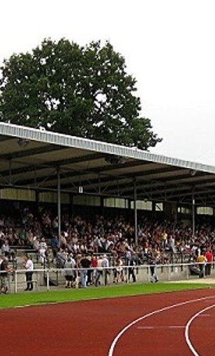 Flutlichtinstandsetzung im Stadion Große Wiese in Hüsten