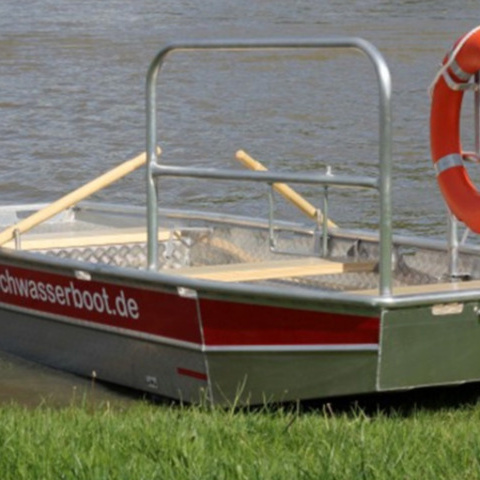Ein Allround-Rettungsboot zum helfen und retten
