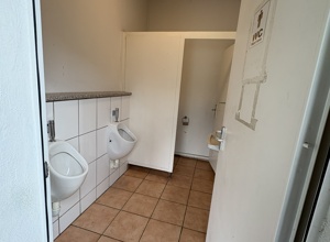 Neue Herren-Toiletten für unser Vereinsheim – Gemeinsam für den 1. F.C