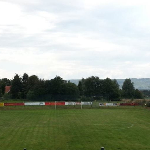 Neuer Rasenmäher für den SV Degersen