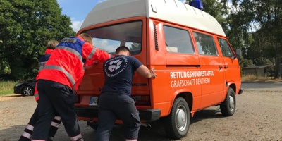 Einsatzwagen Rettungshundestaffel