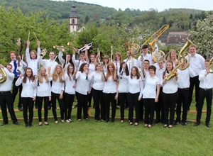 Neuen Notenmappen für alle Aktiven des Musikvereins Irsch