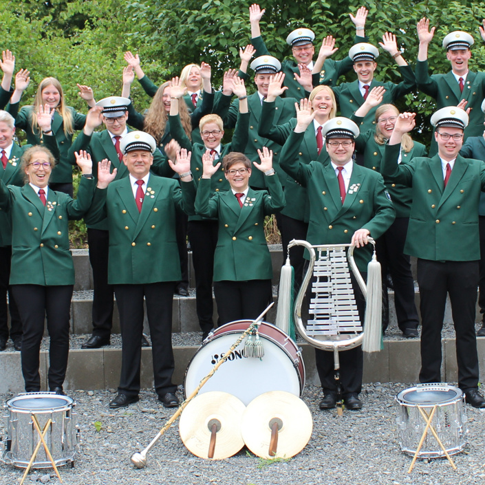 Neue Uniformen für das Tambourkorps Hengsbeck zum 100-Jährigen!