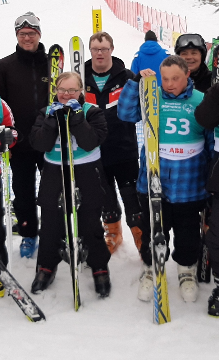 Mannschaftsbekleidung Skiteam