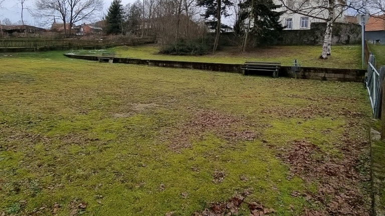 Ein neues Klettergerät mit Rutsche für Ober-Breidenbach