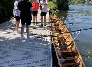 Neues leichtes 4er Ruderboot für die Jugendlichen und Frauen