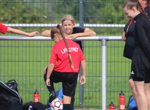 Regenjacken für alle Mädchen - Training bei jedem Wetter