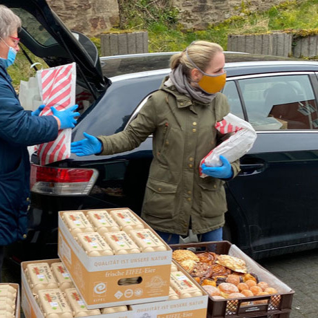 Corana Hilfe: Prümer Tafel - Menschen helfen in der Pandemie!