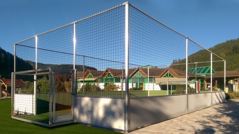 Neubau Soccercourt auf dem Sportgelände des SV Winterstettenstadt