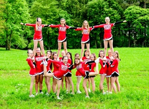 Trainingskleidung für die Cheerleader-Mädels
