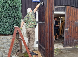 Unser kleines Vereinsgebäude in Bärenstein, benötigt ein neues Dach.