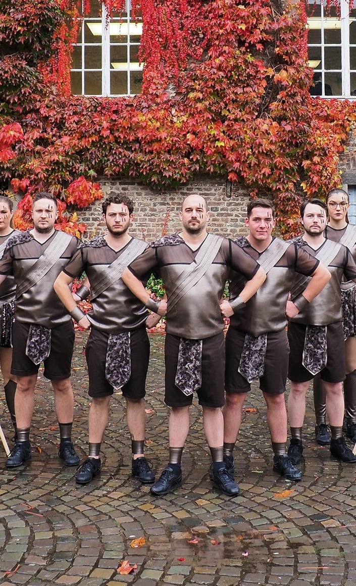 Neue Kostüme für die Black Illusion Barmen 2024