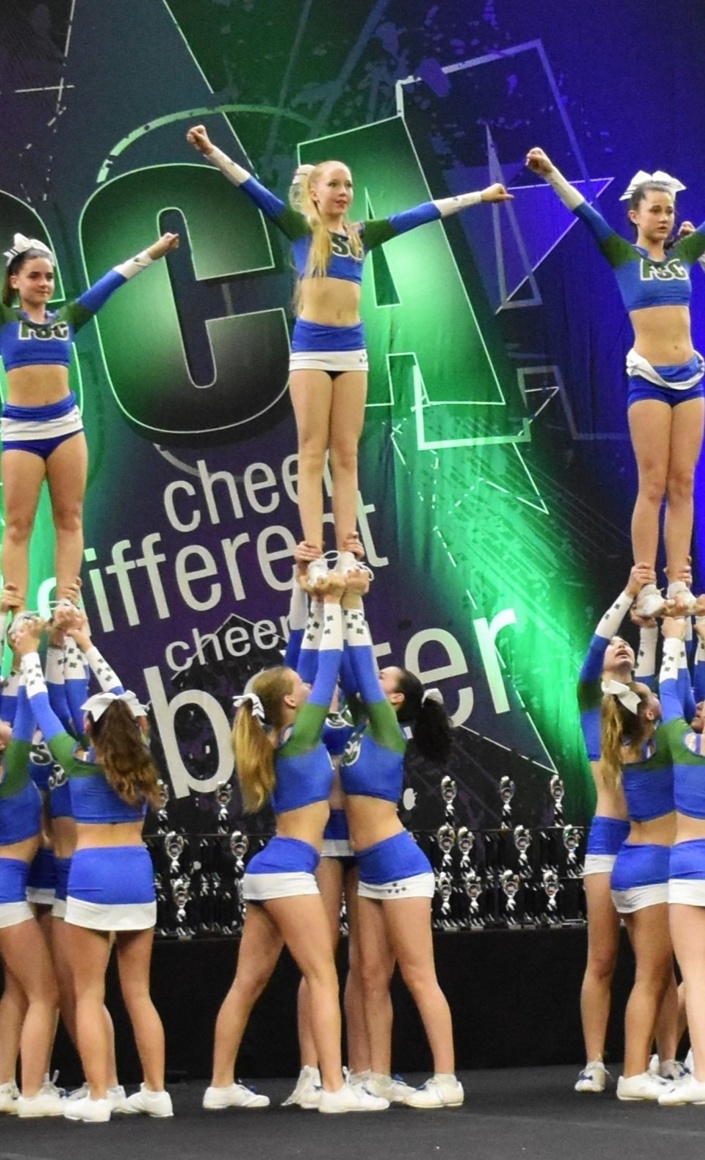 Neue Uniformen für die Farrnbach Shamrocks Cheerleader