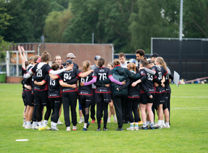 Nationalspieler:innen bei der Ultimate Frisbee WM 2024 in Australien