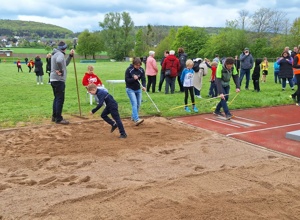 Nachhaltige Sanierung der Leichtathletikanlage „Poggenbeeke"