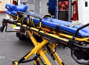 Neue Krankentransporttrage für das DRK Siershahn