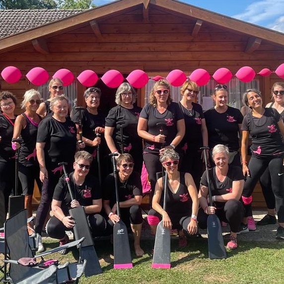 Paddeln gegen Brustkrebs - Ein Drachenboot für die Pink Dragon Wolves