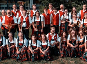 Ergänzung Trachten MV Rieder