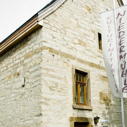 Tische für die Niedermühle