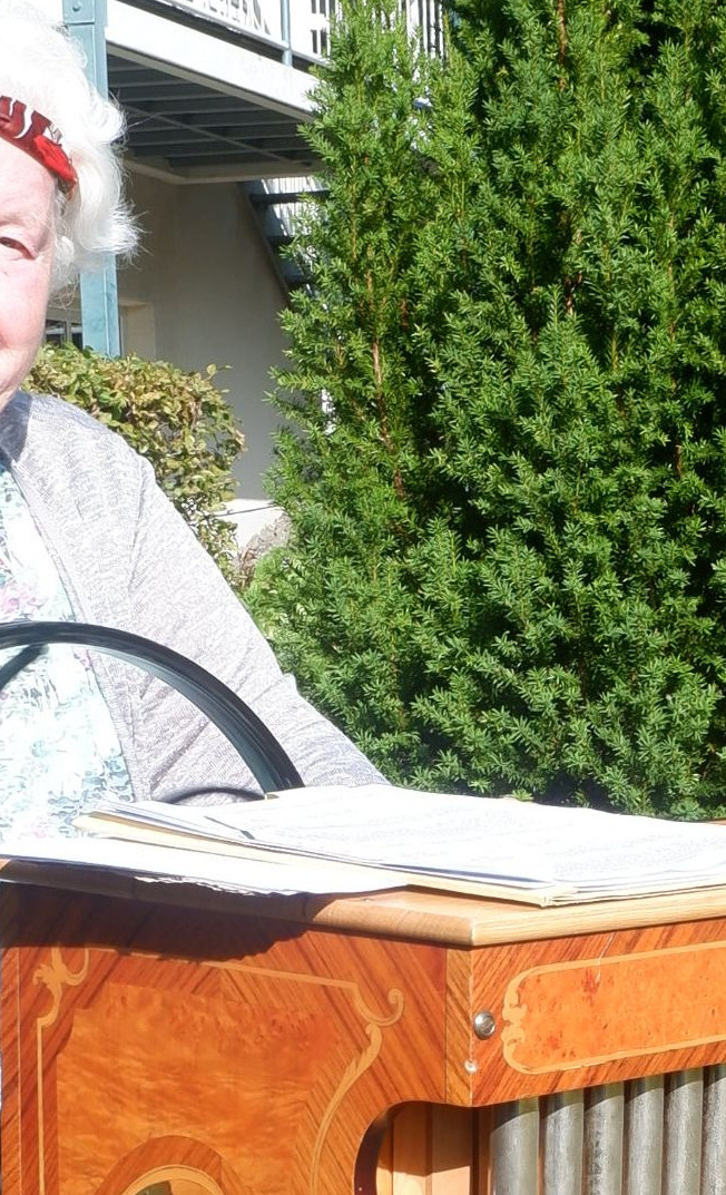 Drehorgel für Bewohnerinnen und Bewohner