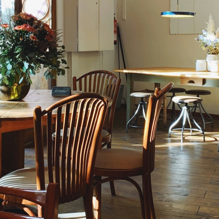 Gemeinsam ein Zuhause schaffen: Ein Café für Vielfalt und Zusammenhalt