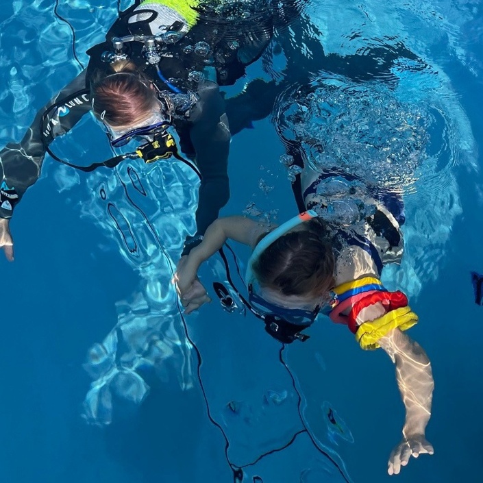 Tauchen & Schwimmen kann leben Retten