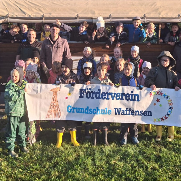 Holzspielanlage für die Grundschule Waffensen