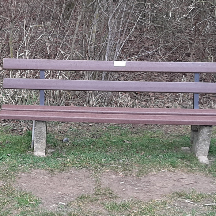 Kunststoff-Ruhebänke für Oberbrechen