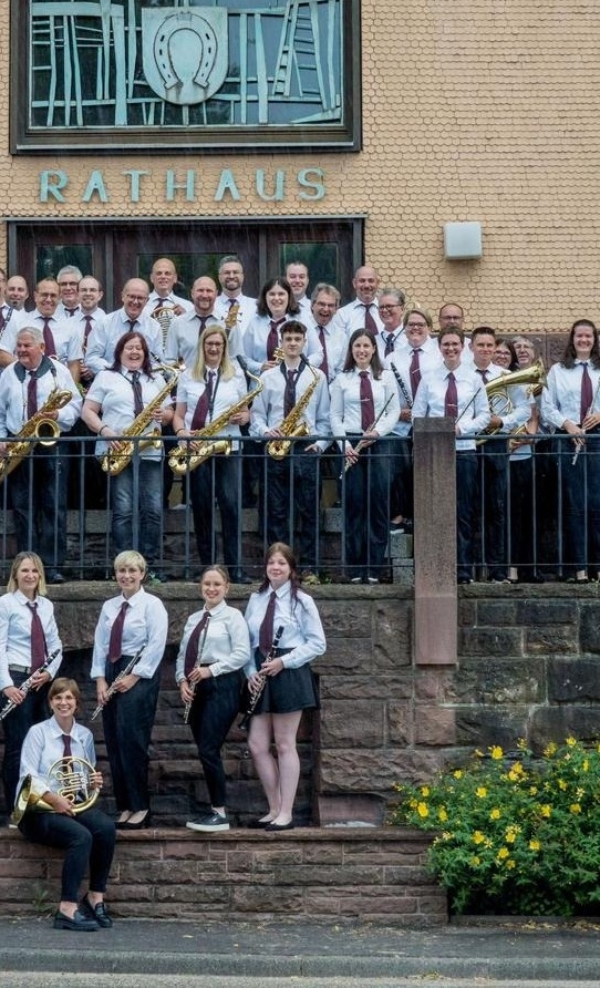 Neue Uniformen zum 100 jährigen Jubiläum