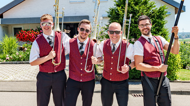 Gemeinsam für unsere neue Uniform - Musikverein Hettingen