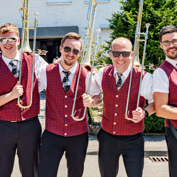 Gemeinsam für unsere neue Uniform - Musikverein Hettingen