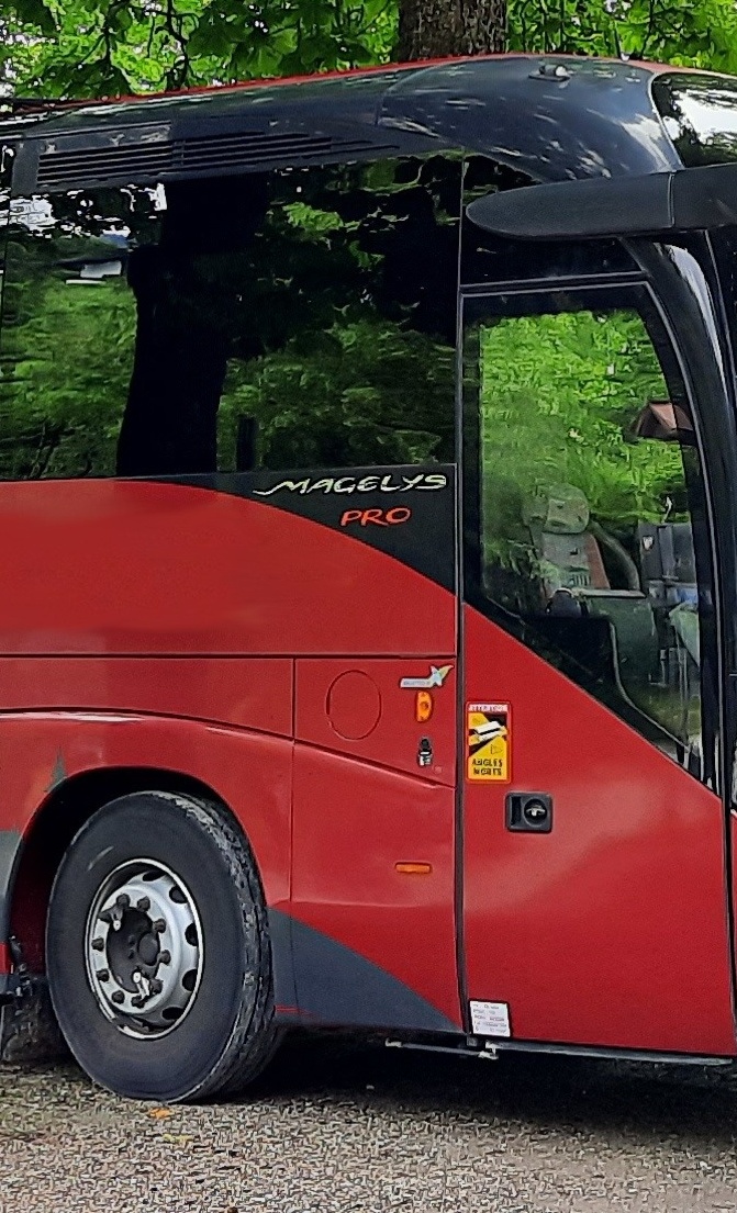 Neuer TÜV für den Mitmach-Omnibus