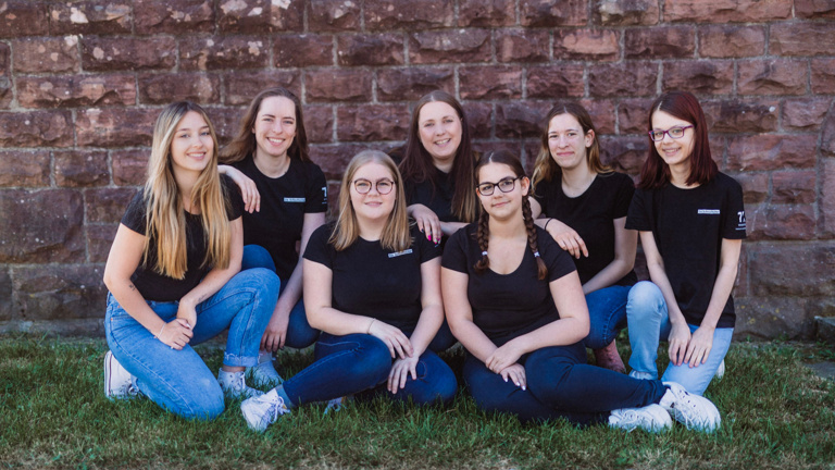 Uniformen für Junioren- und Aktivengarde