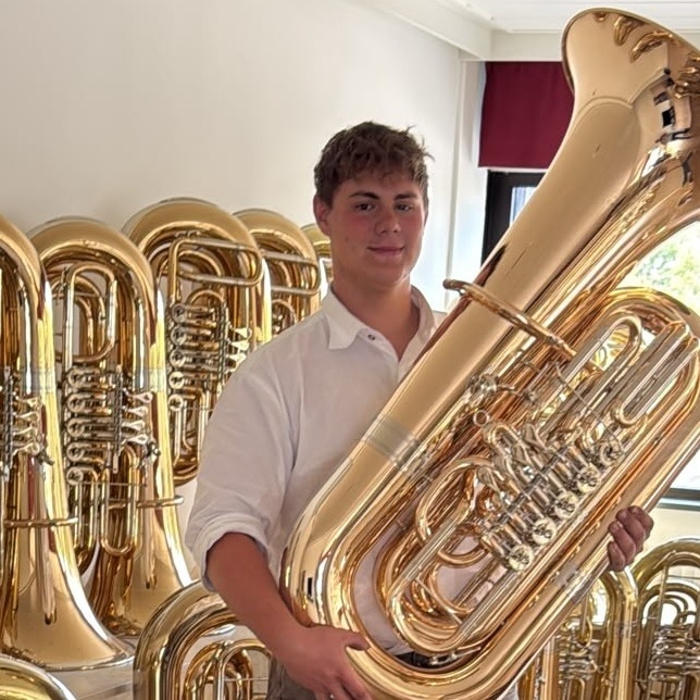 Klangbasis für die Jugend – Neue Konzert-Tuba für das GBO Schorndorf