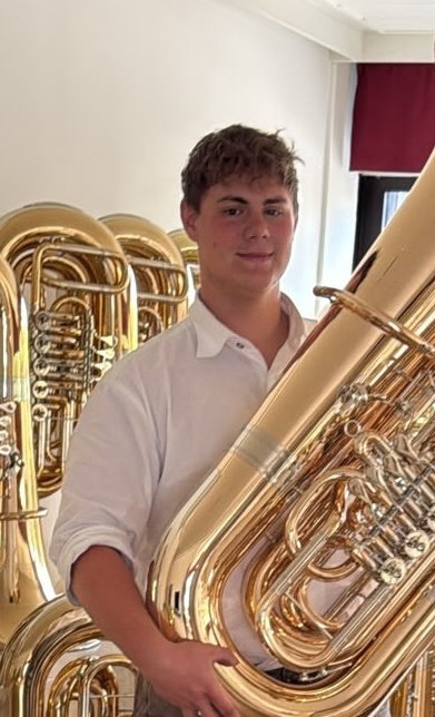 Klangbasis für die Jugend – Neue Konzert-Tuba für das GBO Schorndorf