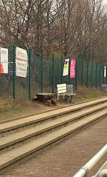 Lasst uns nicht im Regen stehen...Überdachung !